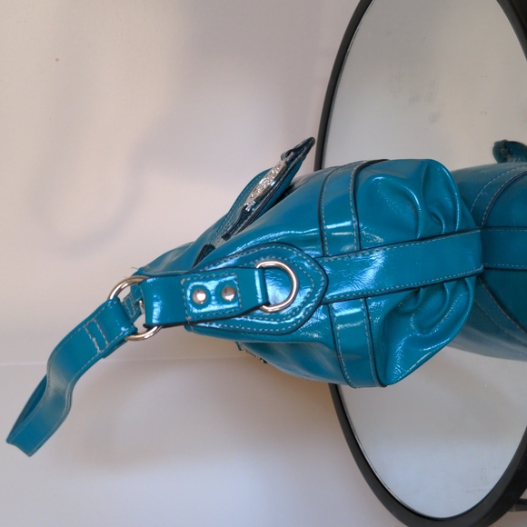 Teal medallion shoulder bag - Picture 3 of 11